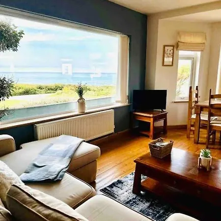 The Surf House Holiday home *