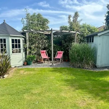 The Surf House Holiday home Bude