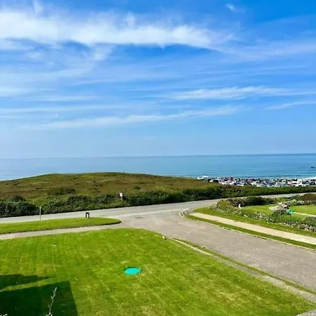 Holiday home The Surf House Bude